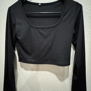 Black Long Sleeve Crop Top